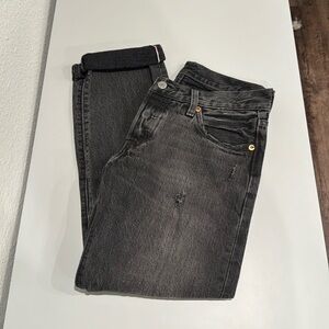 Levi’s boyfriend jeans